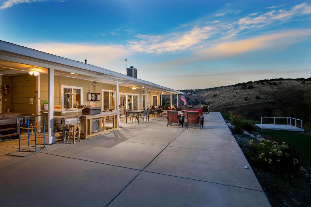 Budova, kde se prázdninový dům nachází