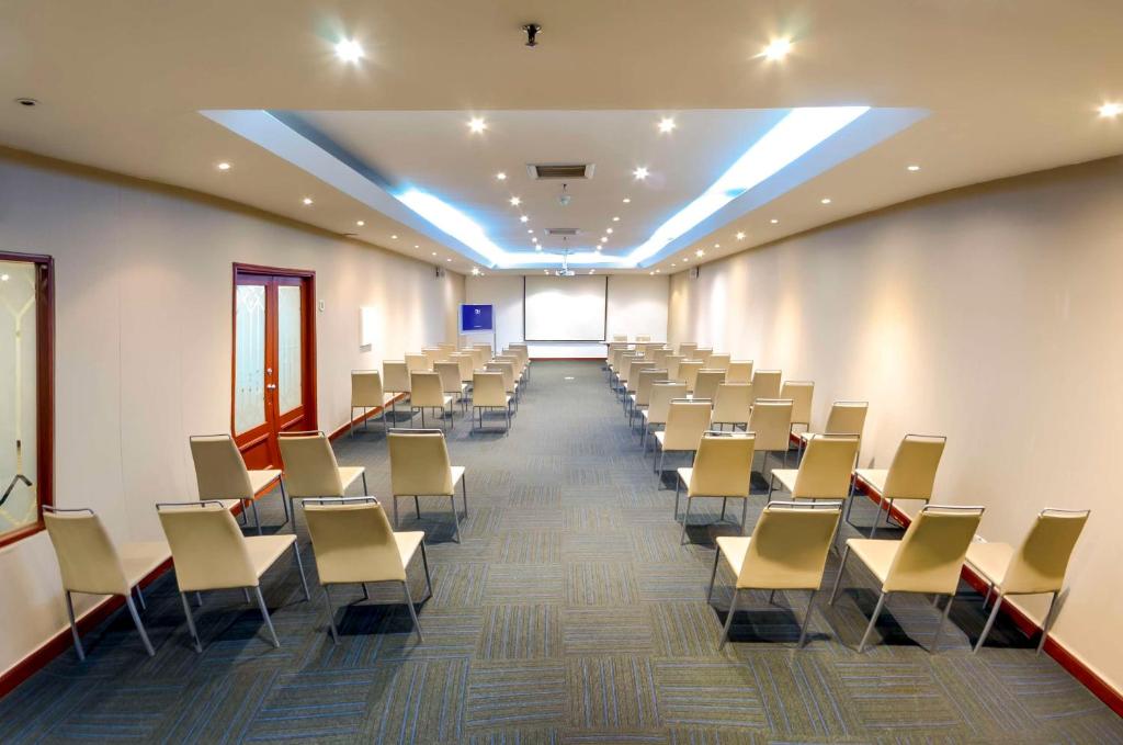 Konferenční prostory v ubytování NH Cali Royal