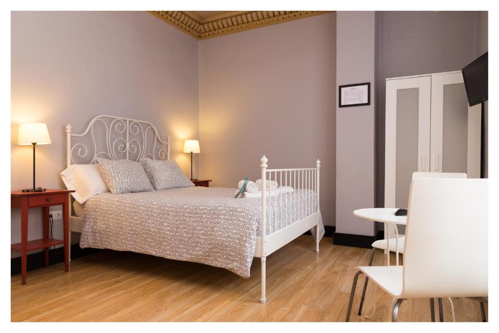 
Standard Double Room With External Private Bathroom
