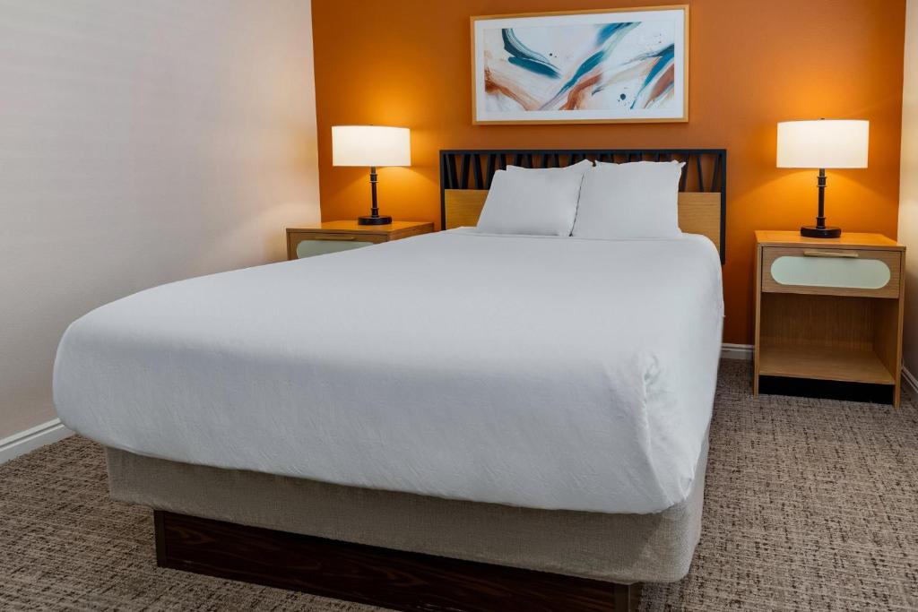 Postel nebo postele na pokoji v ubytování WorldMark St. George