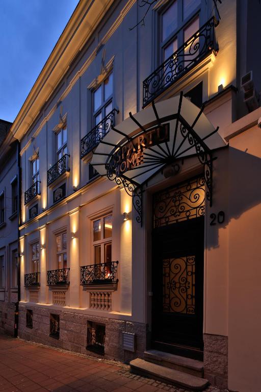 Budova, kde se hotel nachází