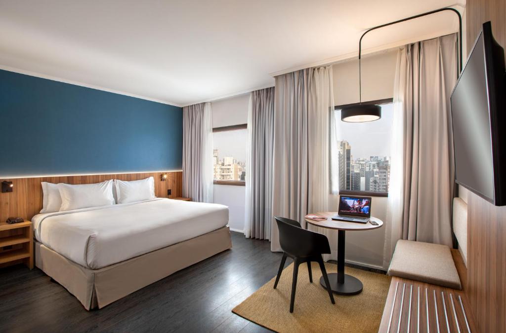 Ein Bett oder Betten in einem Zimmer der Unterkunft INNSiDE by Meliá São Paulo ITAIM