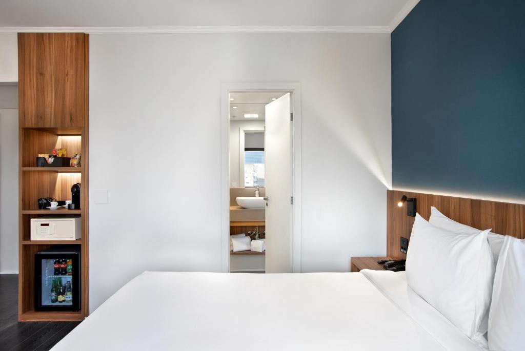Ein Bett oder Betten in einem Zimmer der Unterkunft INNSiDE by Meliá São Paulo ITAIM