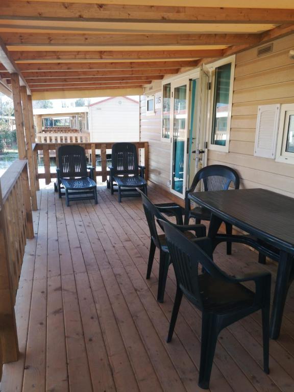 Balkón nebo terasa v ubytování Camping Paradiso