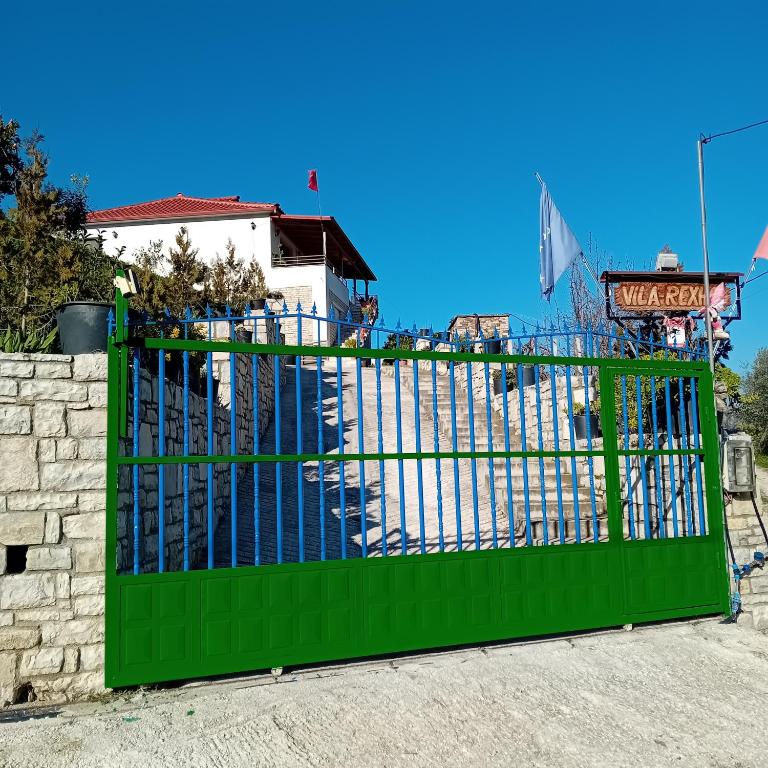 Fotografie z fotogalerie ubytování Villa Rexho v destinaci Berat