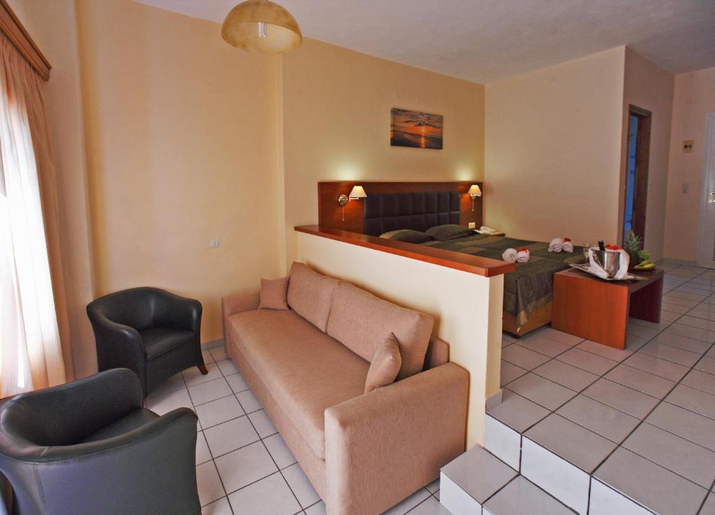 Posezení v ubytování Belvedere Aeolis Hotel