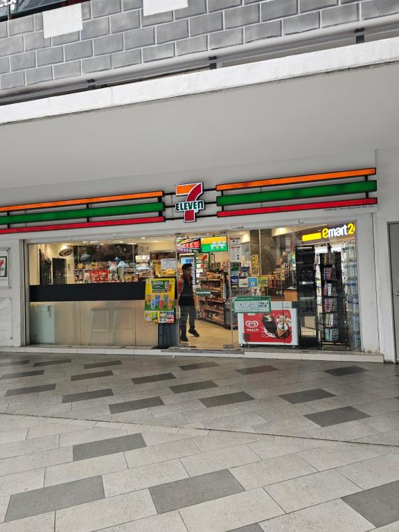 Supermercato o altri negozi dell'appartamento o nelle vicinanze