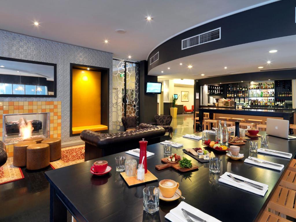 Mantra on Little Bourke Melbourne - Resim 36