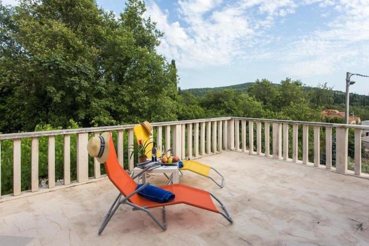 Balkón nebo terasa v ubytování Apartments Villa Maslina - Two Bedroom Apartment with Terrace and Garden View
