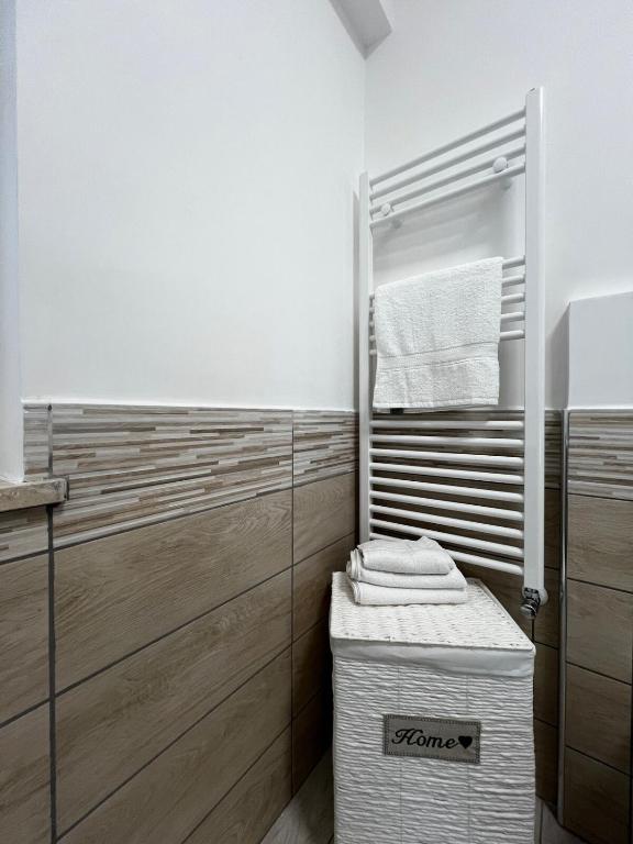 Foto dalla galleria di Elegant & Spacious 2BR 2BA Unit with Private Patio a Roma
