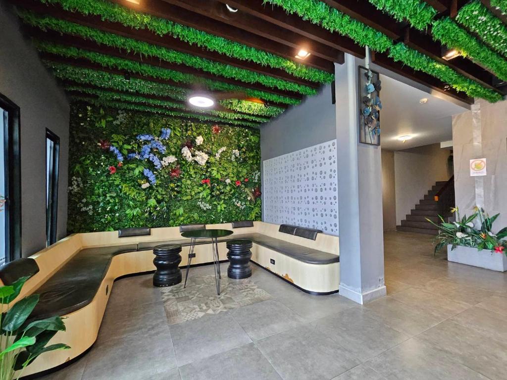 Posezení v ubytování Little Loft Hotel