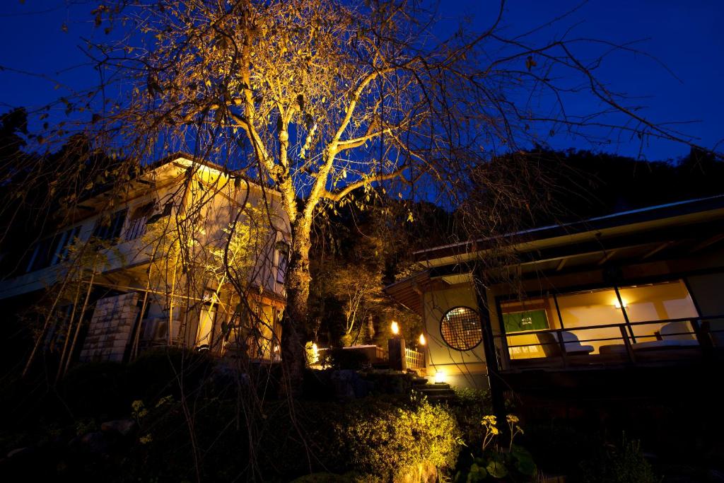 Budova, kde se ryokan nachází