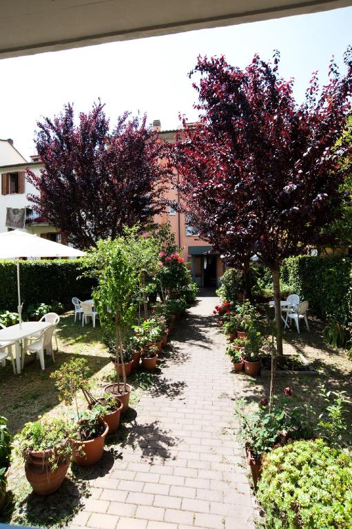 Zahrada ubytování Hotel La Toscana