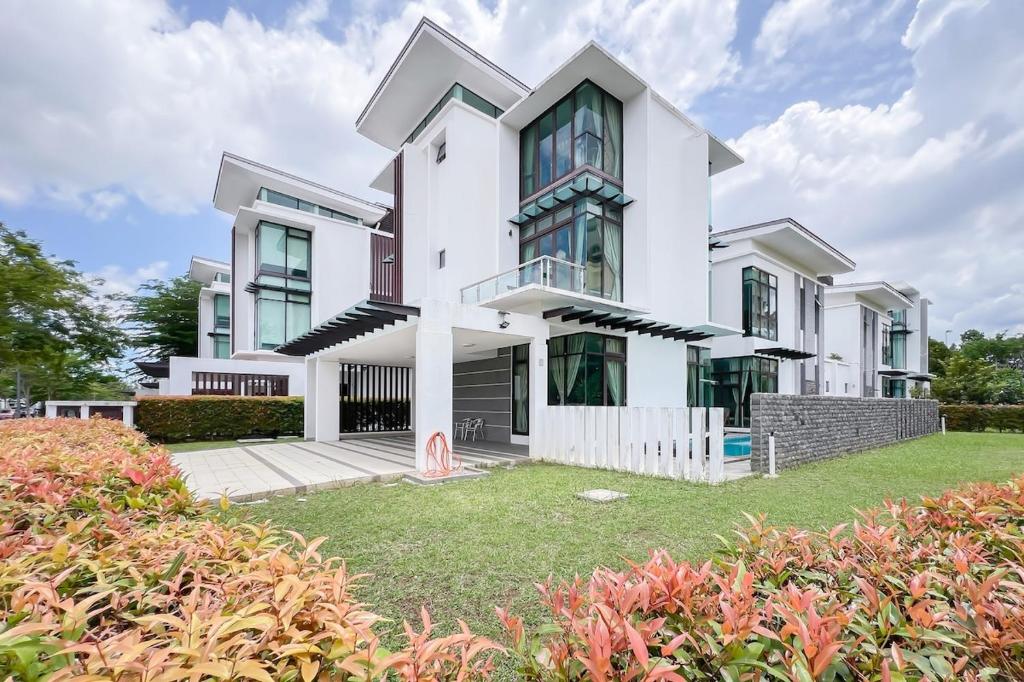 Zahrada ubytování Luxury Villa Putrajaya 18 - Smarthome
