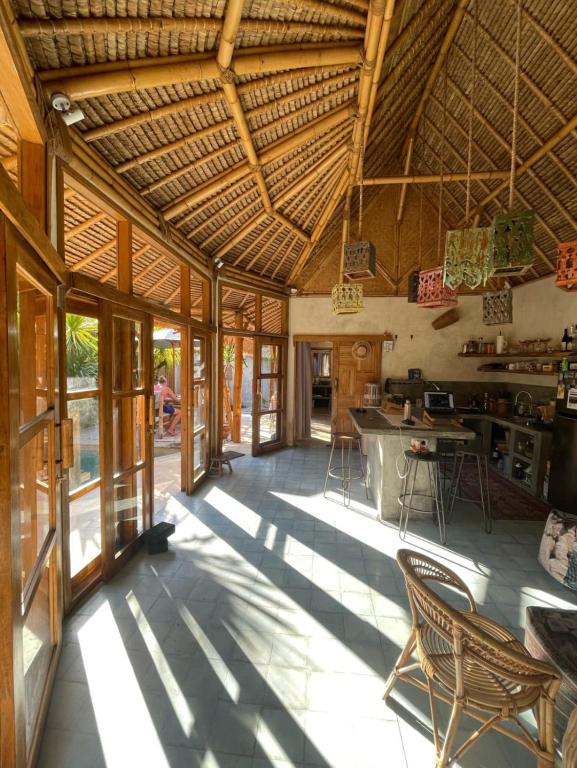 Restaurace v ubytování Tipsea Turtle Gili Air