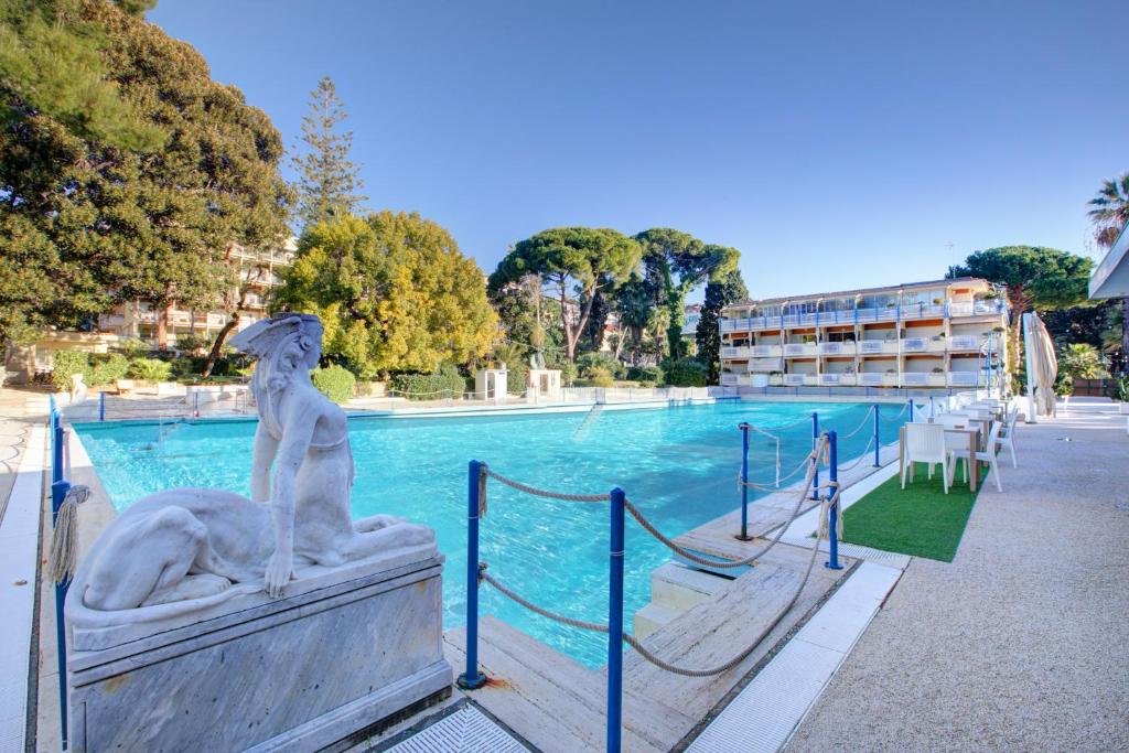 Hồ bơi trong/gần Jolie Sur La Mer - Petit Studio - Happy Rentals