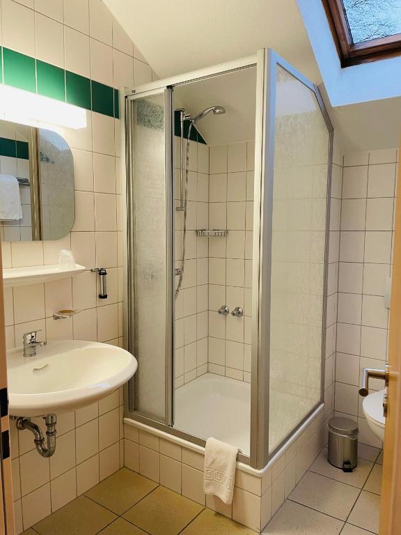 Villa Welschen - Double Room With Shower