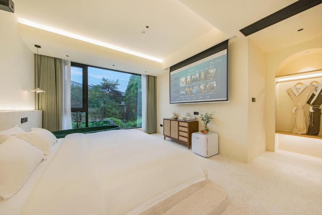 BaishuiwanRomantic July in the Wild Sky Garden Private Bath Starry Sky Swimming Pool Wild Luxury Viewing B&B的相册照片