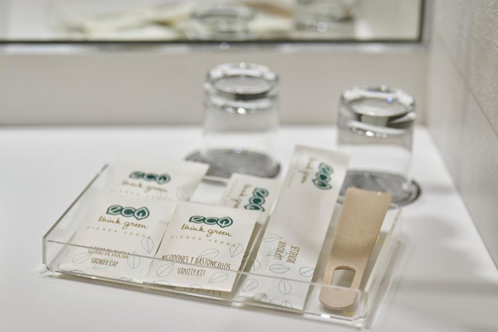 Catalonia Barcelona Beach - Resim 34