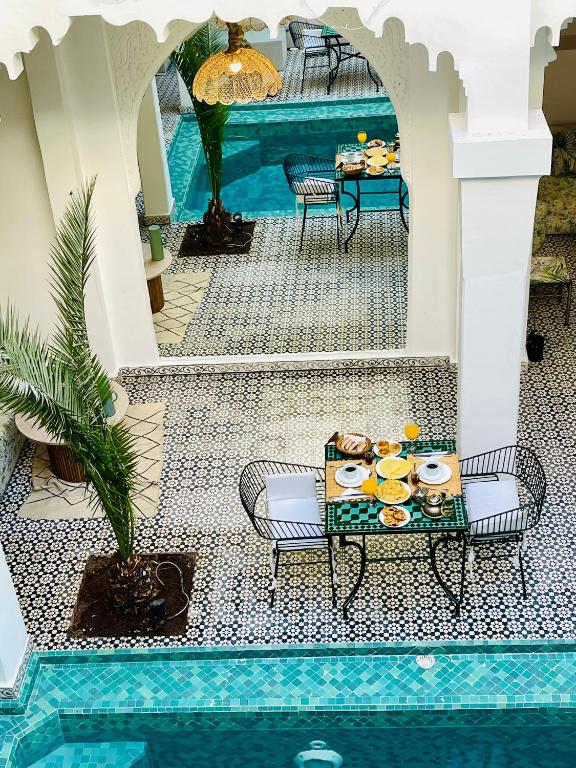 Posezení v ubytování Riad Fabiola Et Spa By La Siredrah