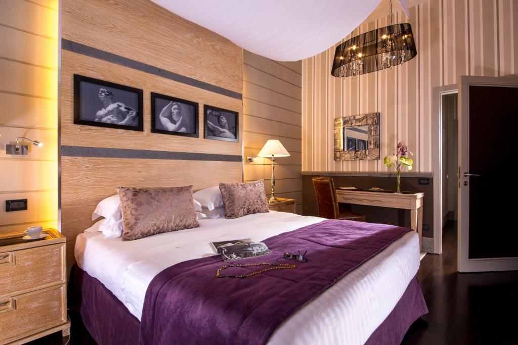 The Inn at the Spanish Steps - 