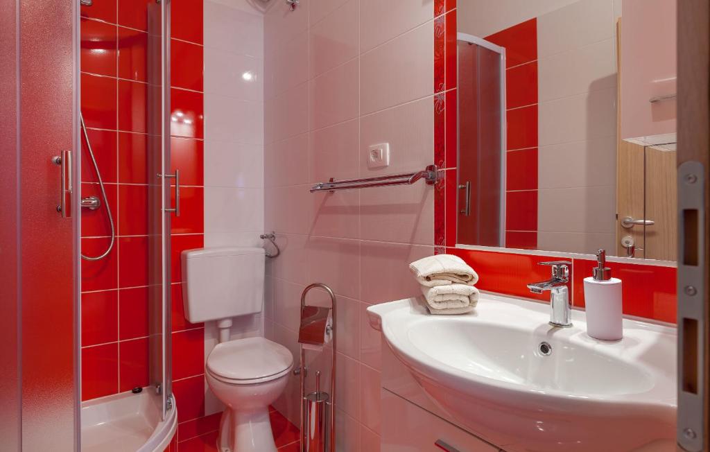 Koupelna v ubytování Apartments Kike