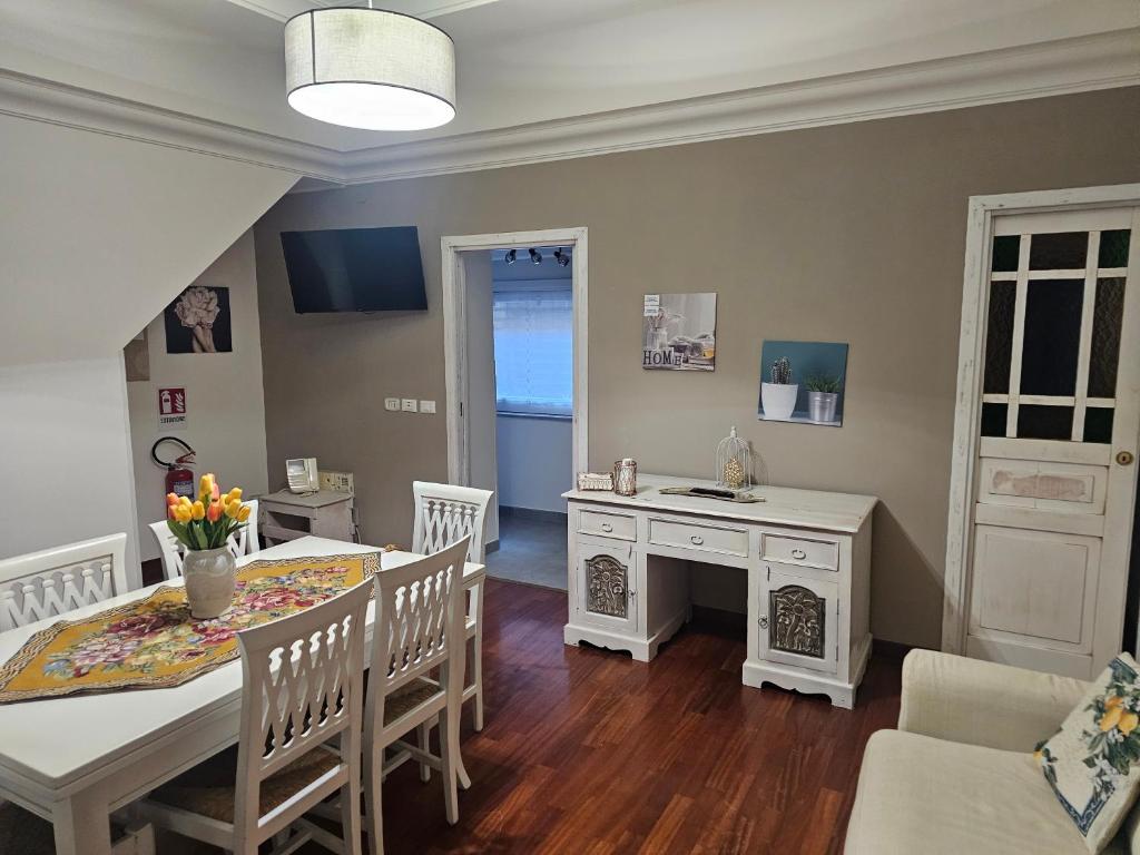 A television and/or entertainment centre at MeliKris home