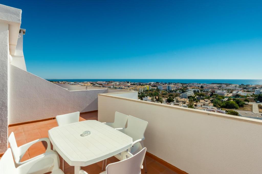 Janelas do Mar Apartamentos Turisticos - Resim 35