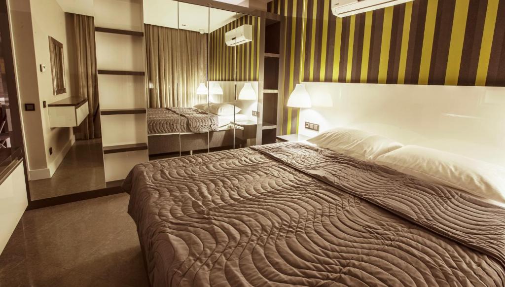 BMK Suites Apartments - 