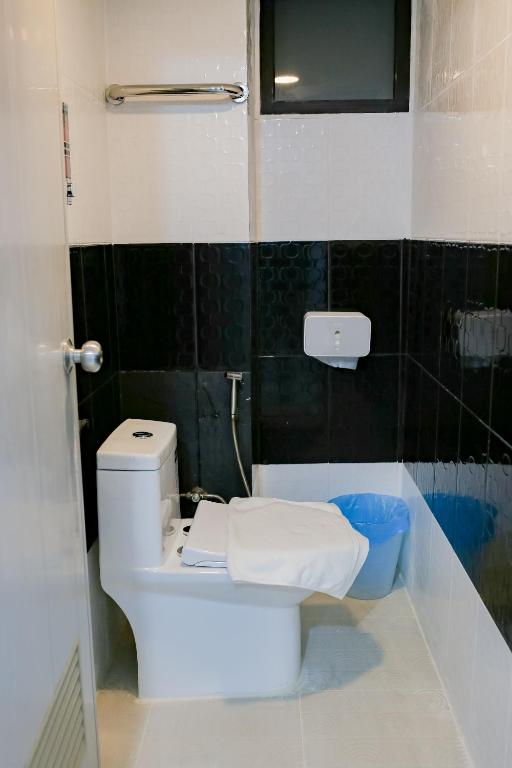 R2 Bed and Pool Kanchanaburi - 11