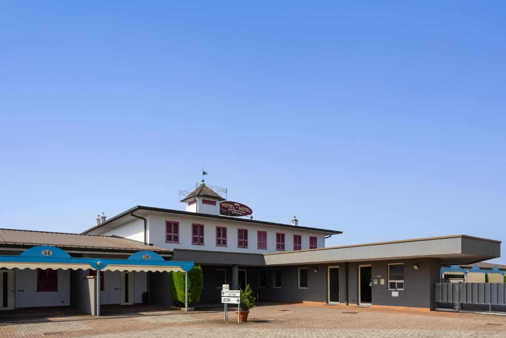 Budova, kde se motel nachází