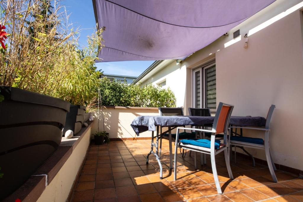 Rare Maison moderne proche centre avec jardin parking gratuit – photo 16