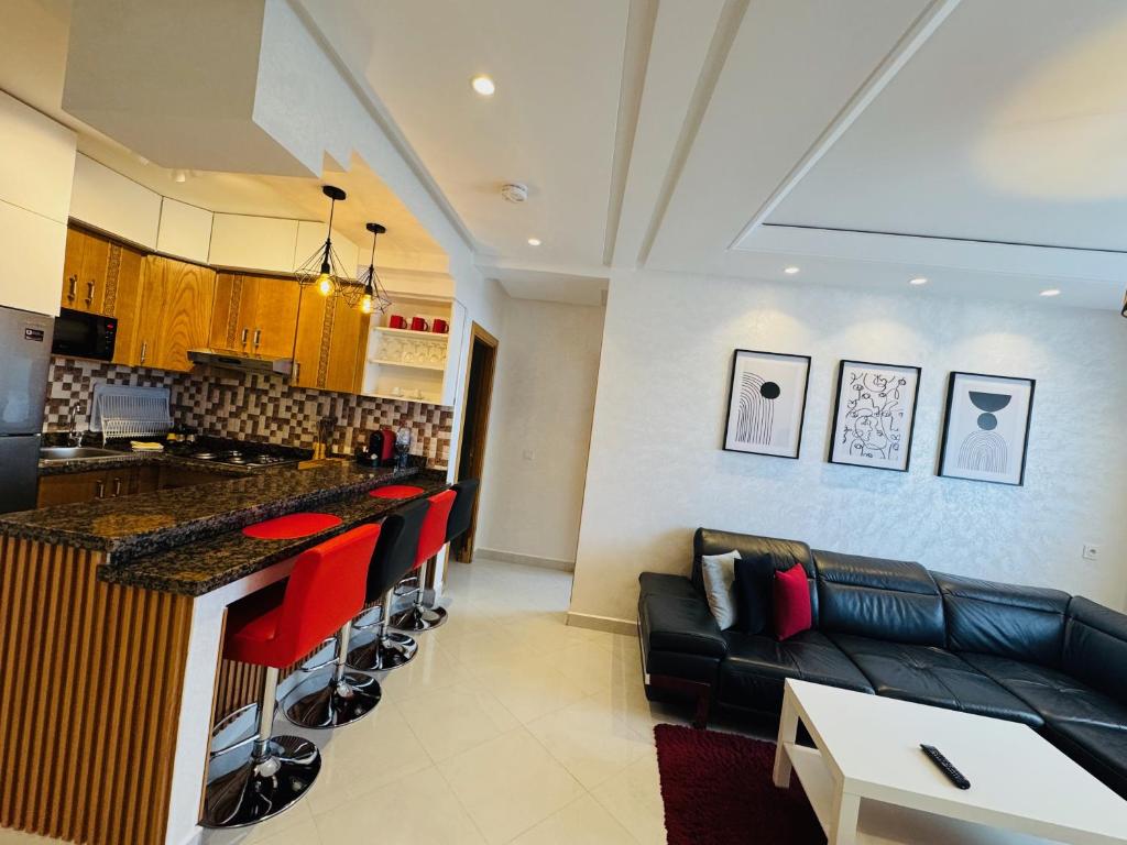 Een keuken of kitchenette bij Modern Apartment in the heart of Tangier