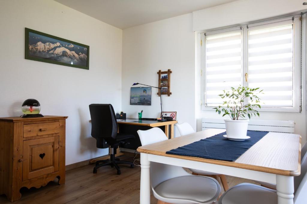 Rare Maison moderne proche centre avec jardin parking gratuit – photo 12