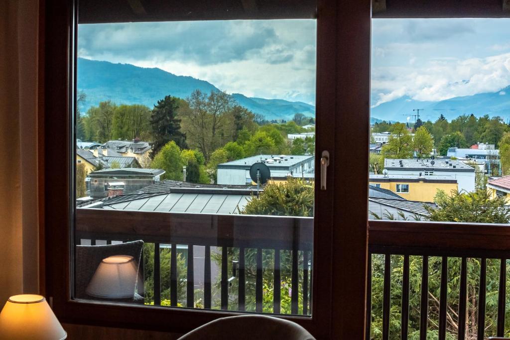 Widok na góry z tego hotelu