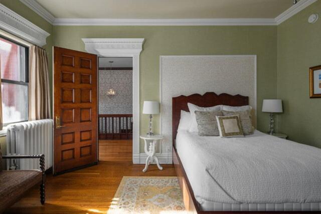 The New Victorian Mansion Bed & Breakfast - Habitación Deluxe Con Cama Grande