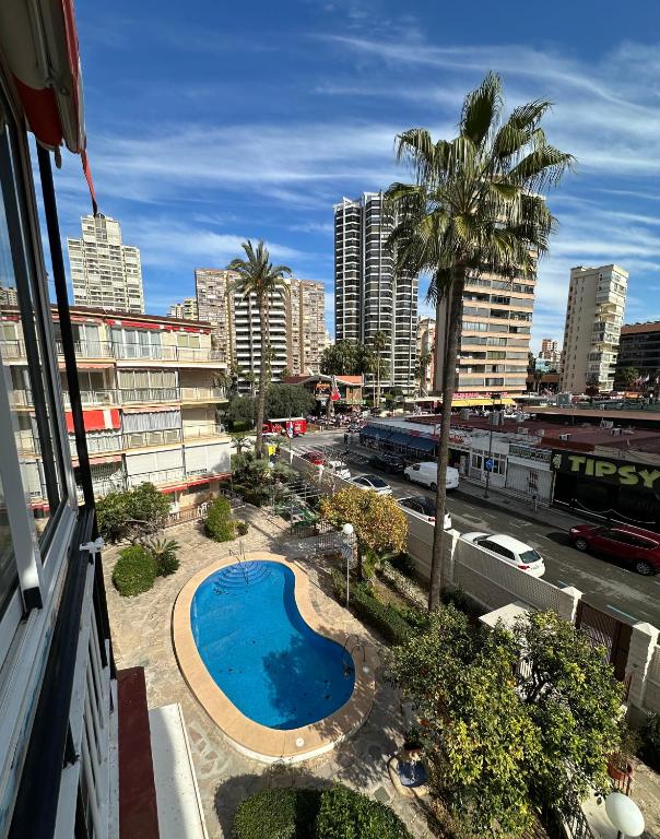 Apartamento playa Levante, junto playa, piscina y parking