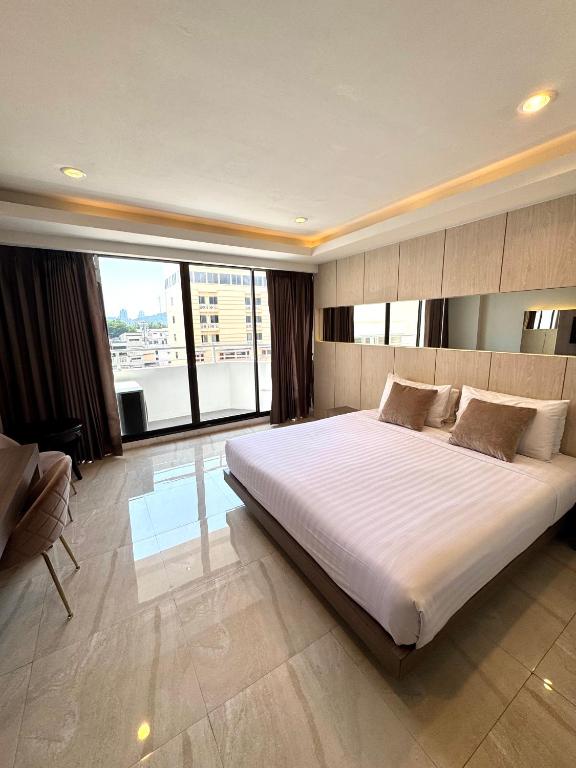 
Deluxe Double Room with Balcony and Sea View
