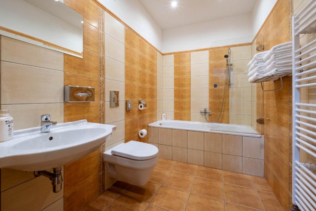Koupelna v ubytování Hotel Slovan