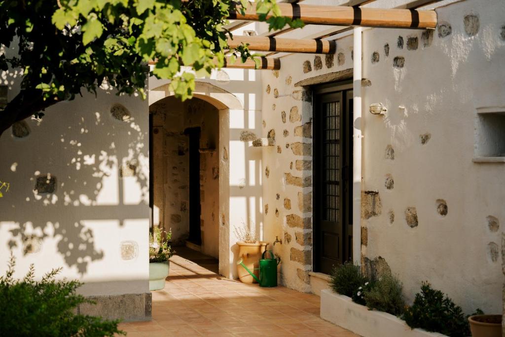 Koutouloufari Village Holiday Club - 1