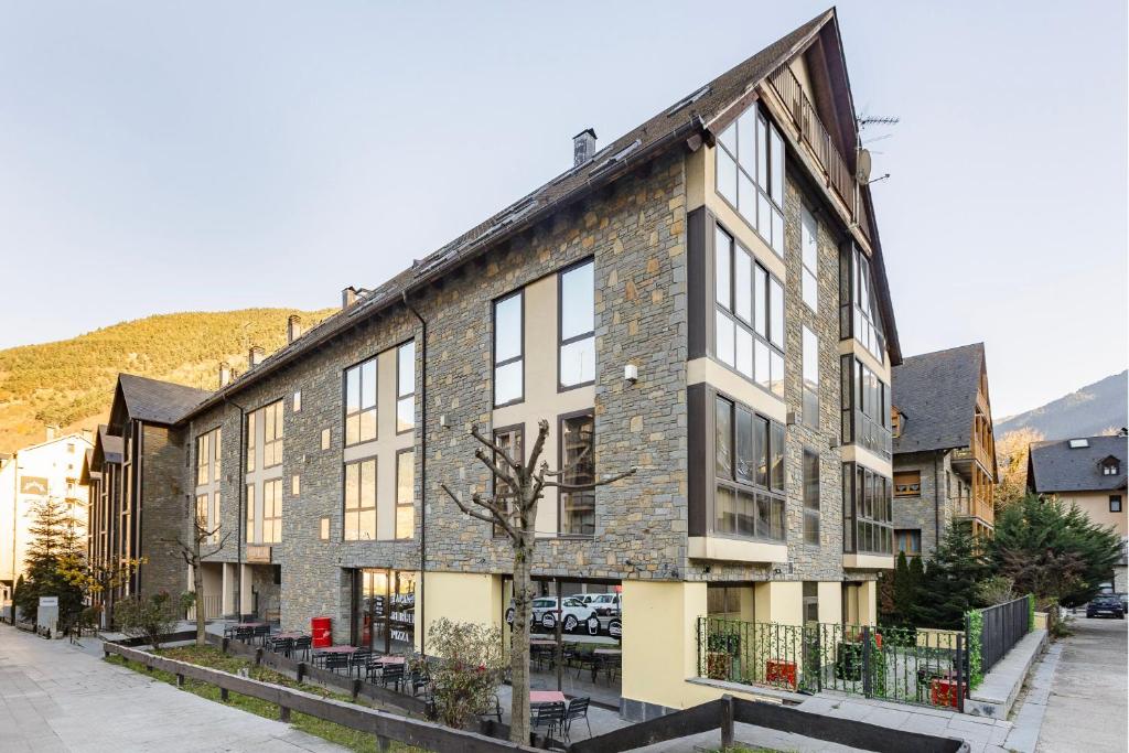 Budova, v ktorej sa apartmánový hotel nachádza