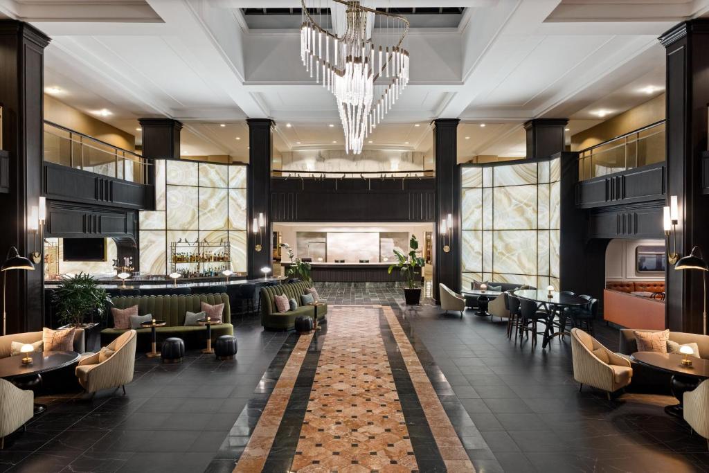 Posezení v ubytování Omni Severin Hotel