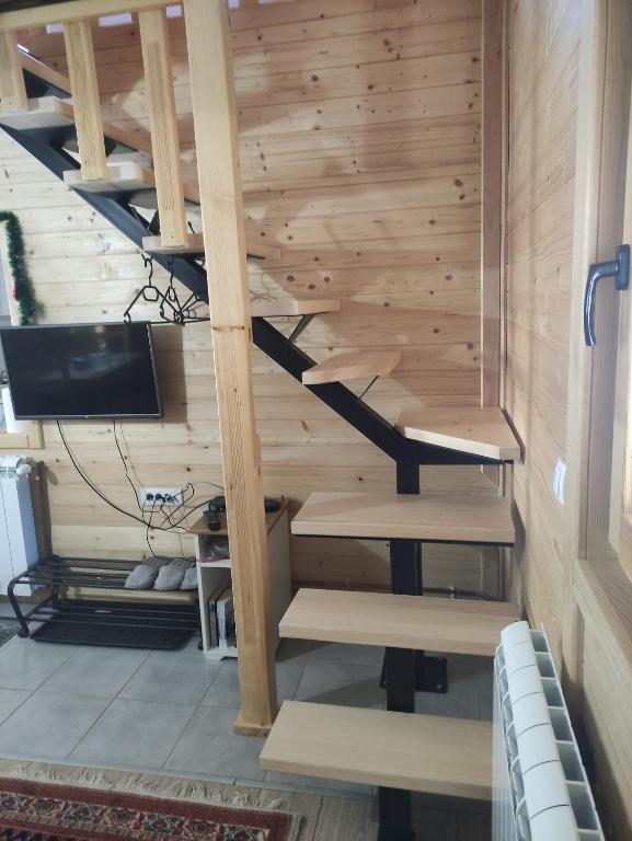TV a/nebo společenská místnost v ubytování Brvnara 23 minimum 2 noći