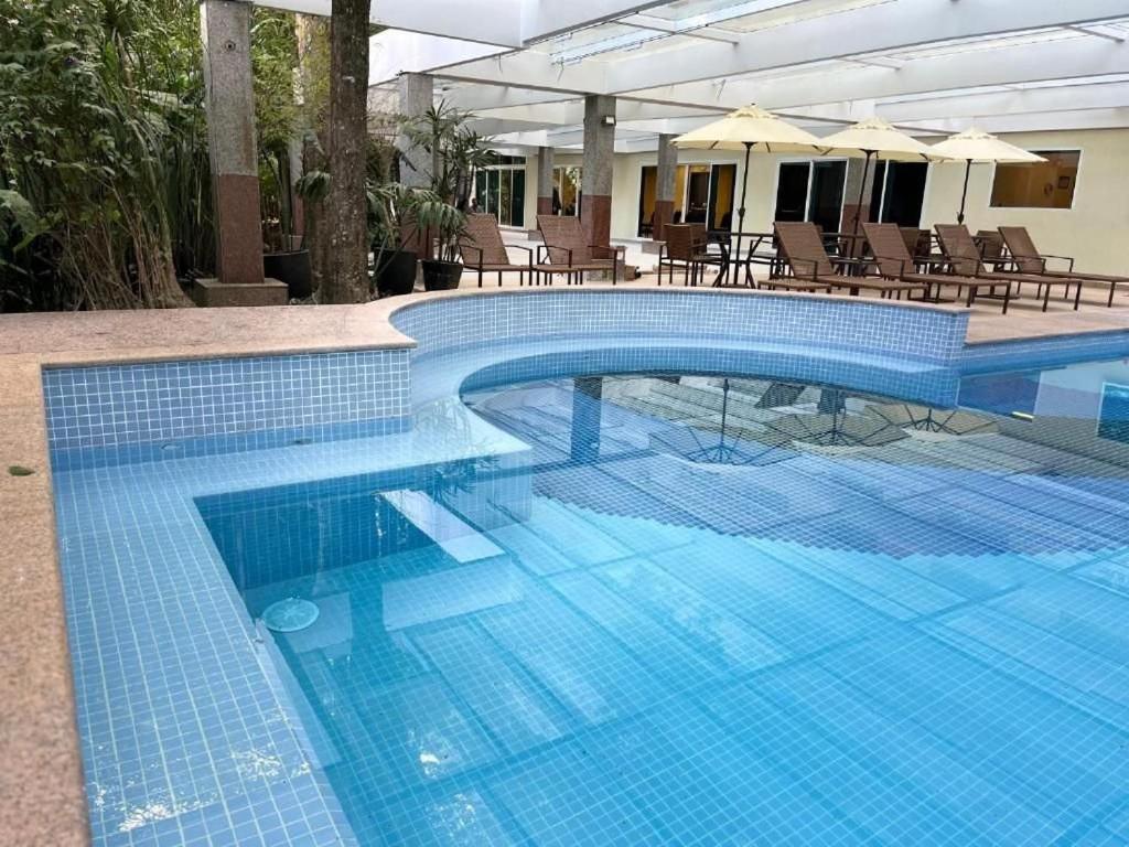 Bazén v ubytování Apart Hotel Premium Verbo Divino Morumbi nebo v jeho okolí
