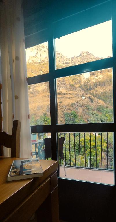 Alojamientos Puerta del Parque - 7