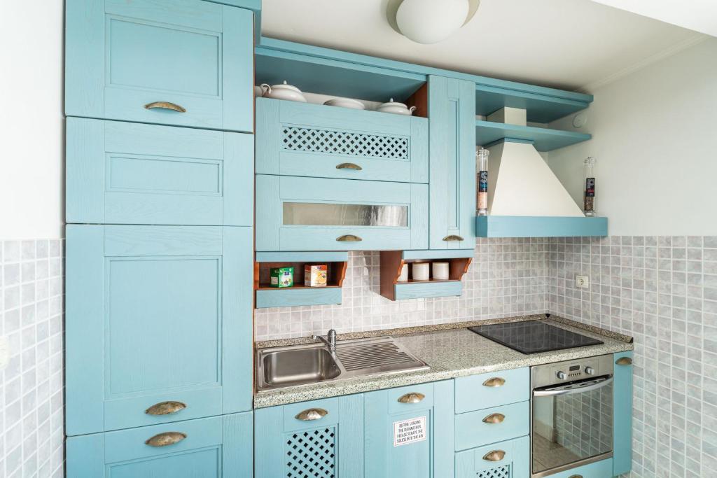 Apartments and Room Lora - 6