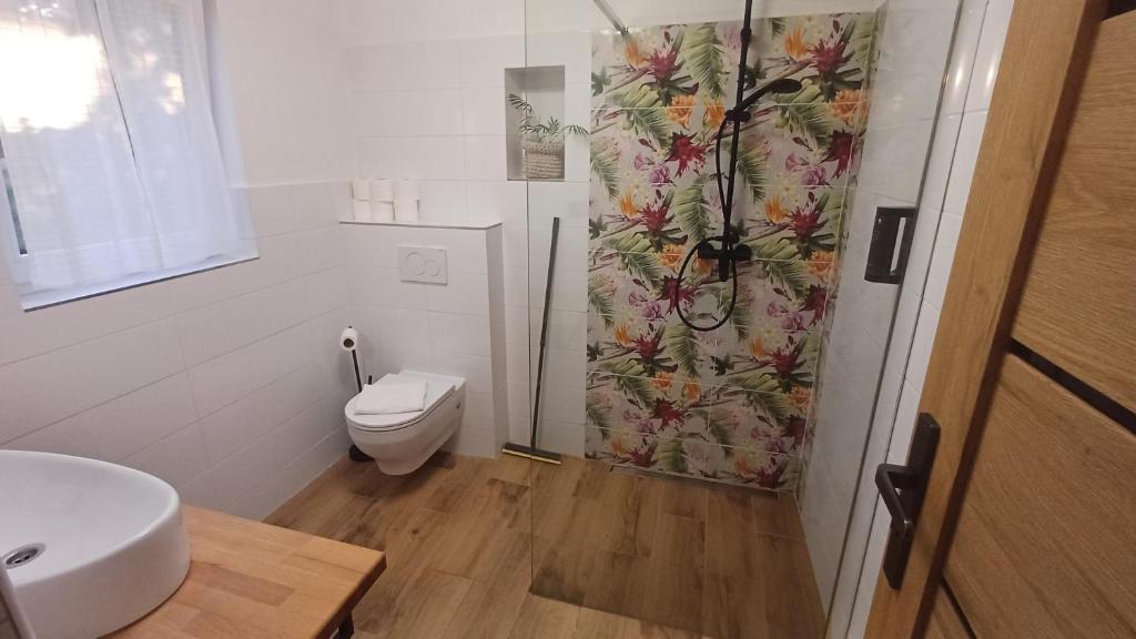 Koupelna v ubytování Glamping Challet Slunečno Český ráj