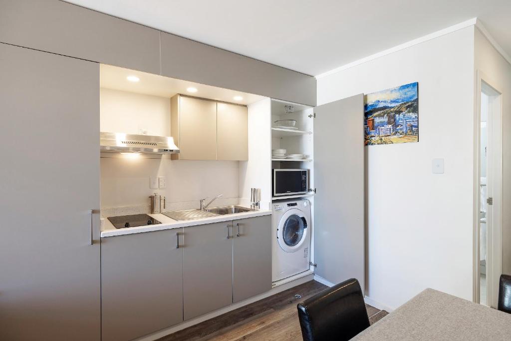 Quest on Johnston Serviced Apartments - Resim 23