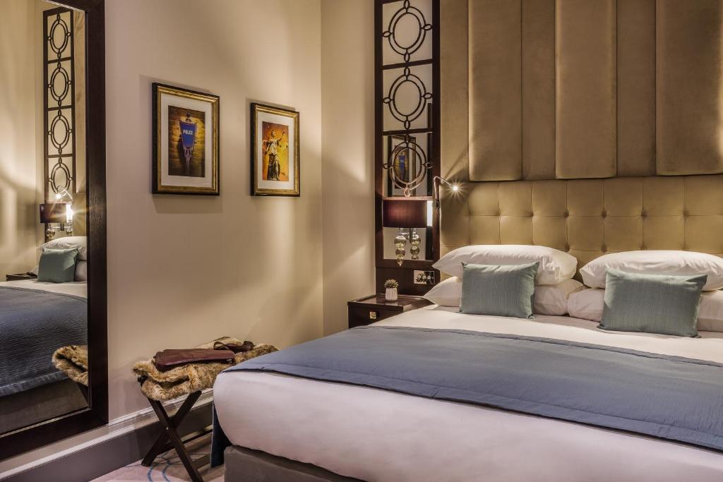 Courthouse Hotel Shoreditch - Resim 12