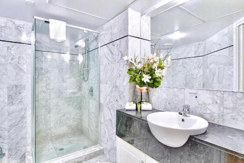 MacArthur Chambers - Resim 29